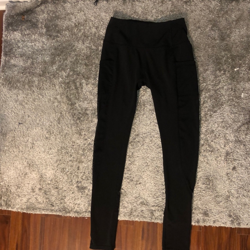All black ankle leggings